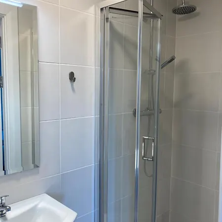 Cille Apartments, Village Ballyferriter