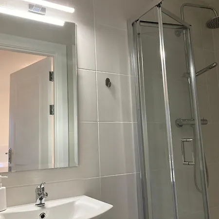 Cille Apartments, Village Apartment *