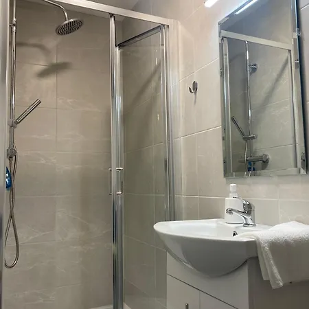 Cille Apartments, Village * Ballyferriter