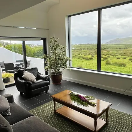 Cille Apartments, Village * Ballyferriter