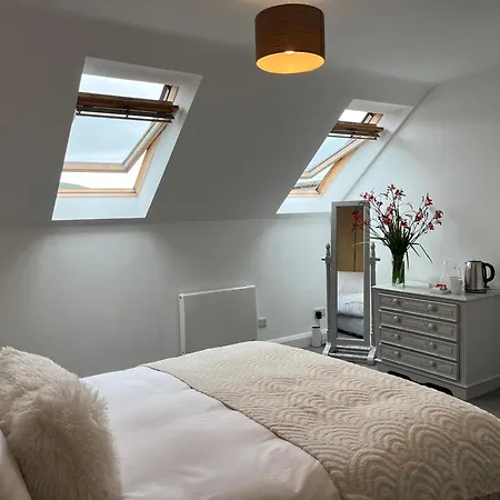 Cille Apartments, Village *