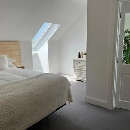 Cille Apartments, Village Ballyferriter