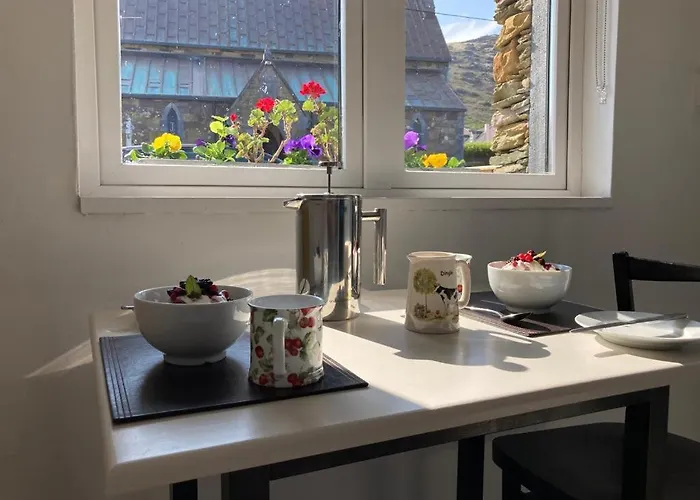 Cille Apartments, Village Daire