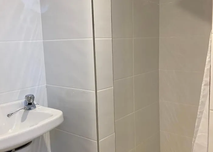 Cille Apartments, Village *