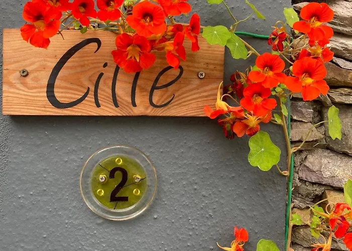 Cille Apartments, Village Ballyferriter