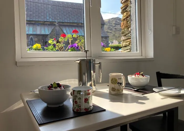 Cille Apartments, Village Daire *