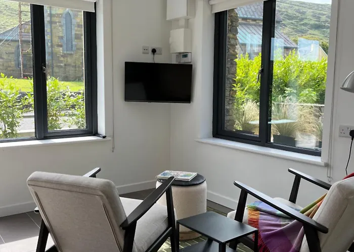 Cille Apartments, Village *