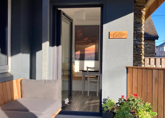 Cille Apartments, Village باليفيريتير